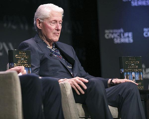 “克林顿：知道中国取代美国那一天会来，希望到时候…”