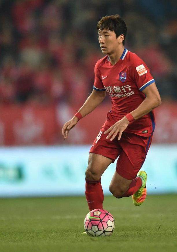 开云入口-各界名流齐聚世界杯新球场 最终主角是中超出品